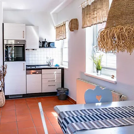 Apartment Ferienhausanlage Am Teich / Haus 2 *